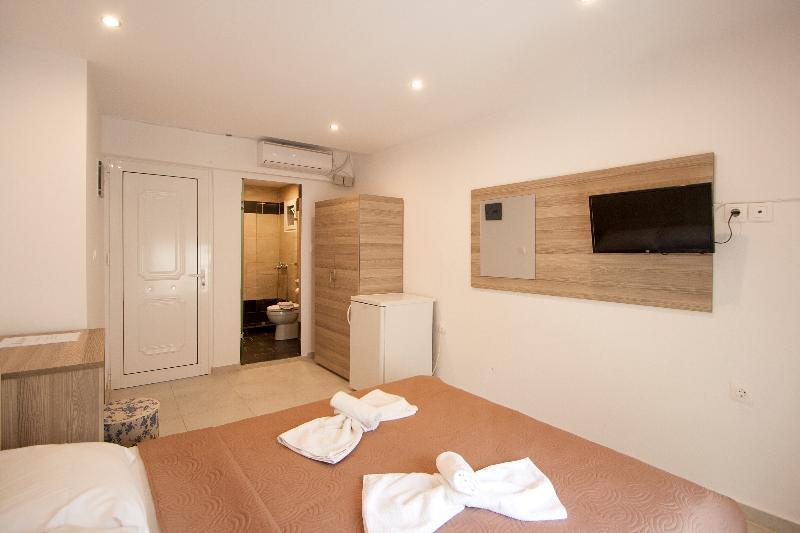 Pension Avocado Skiathos-stad Buitenkant foto