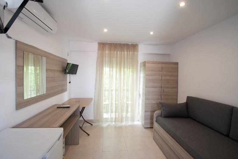 Pension Avocado Skiathos-stad Buitenkant foto