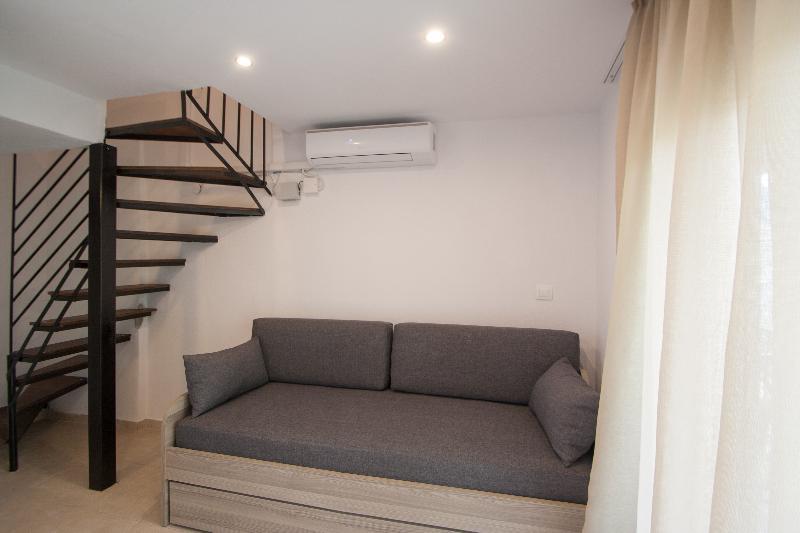 Pension Avocado Skiathos-stad Buitenkant foto